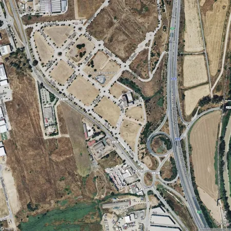 Foto del inmueble Garaje de 30m2 en SALTERAS, SEVILLA