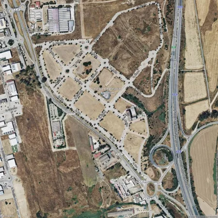 Foto del inmueble Garaje de 28m2 en SALTERAS, SEVILLA