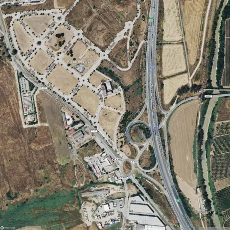 Foto del inmueble Garaje de 28m2 en SALTERAS, SEVILLA