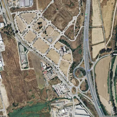 Foto del inmueble Garaje de 28m2 en SALTERAS, SEVILLA