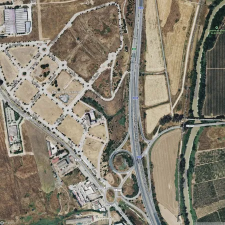 Foto del inmueble Garaje de 28m2 en SALTERAS, SEVILLA