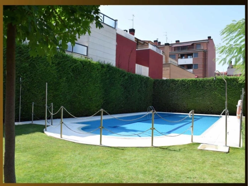 Foto del inmueble Pareado en venta en Lardero, La Rioja