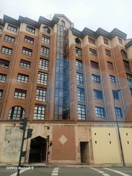 Foto del inmueble Piso de 122m2 en AVILES, ASTURIAS