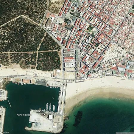 Foto del inmueble Local de 179m2 en BARBATE, CÁDIZ