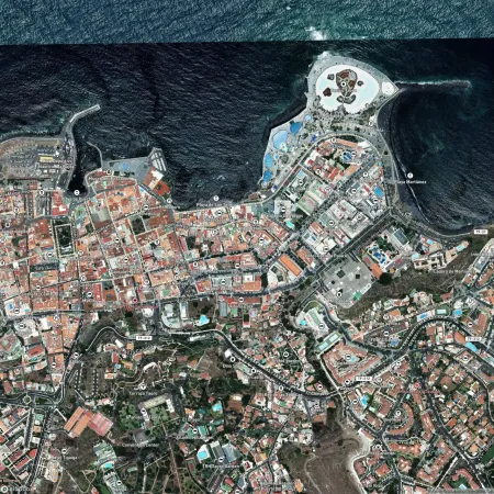 Foto del inmueble Local de 111m2 en PUERTO DE LA CRUZ, S.C. TENERIFE