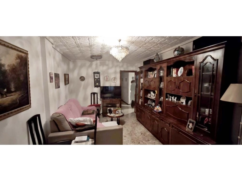 Foto del inmueble Amplia vivienda en venta en el centro de Elche