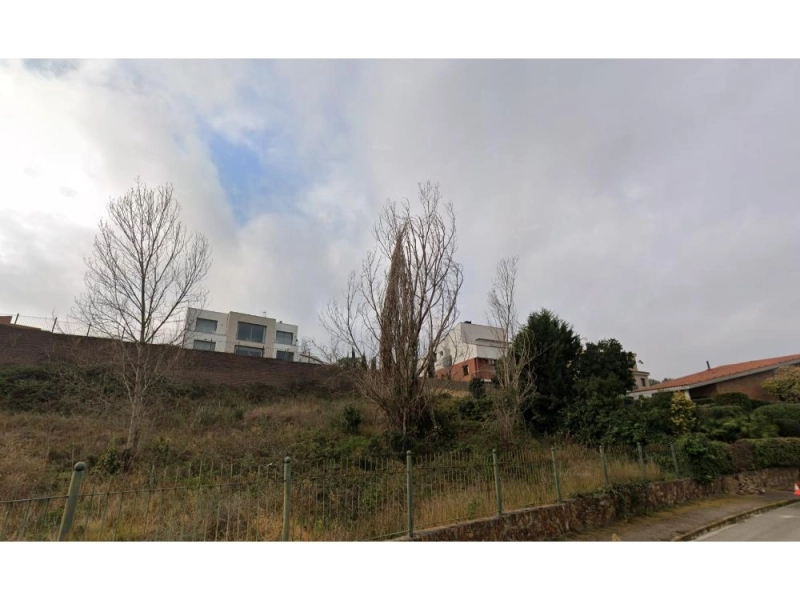 Foto del inmueble Suelo urbano sin edificar en venta en Sant Esteve Sesrovires (Barcelona)