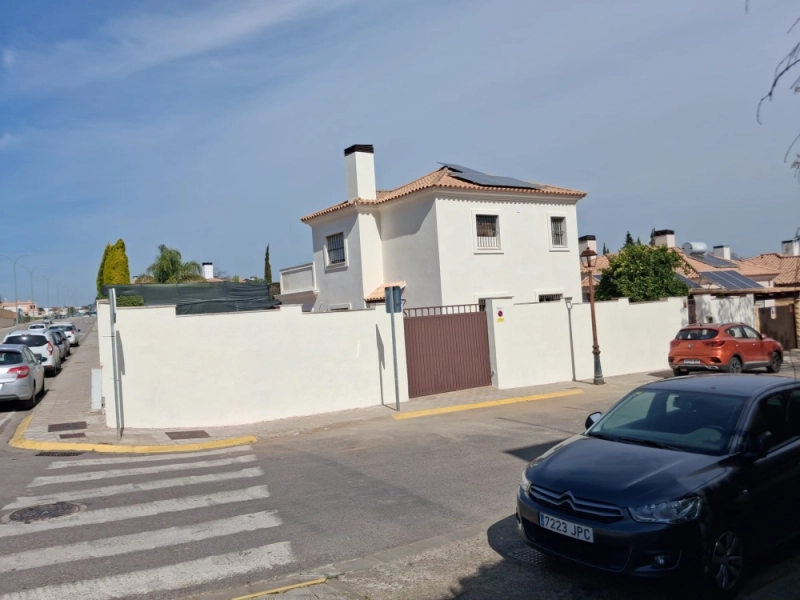 Foto del inmueble Casa de 281m2 en ESPARTINAS, SEVILLA