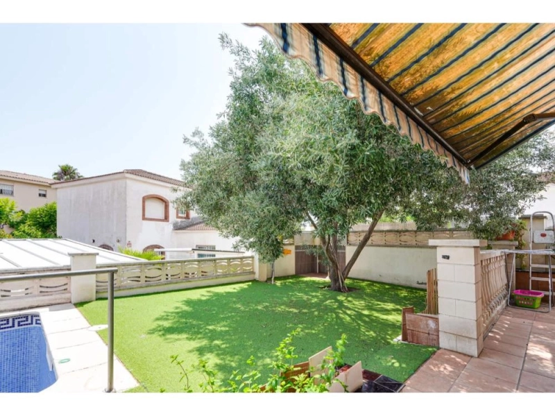 Foto del inmueble Chalet en venta en Roda de Berà (Tarragona)