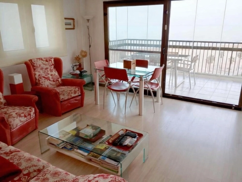 Foto del inmueble Piso en venta en primera línea de playa en Gandía (Valencia)