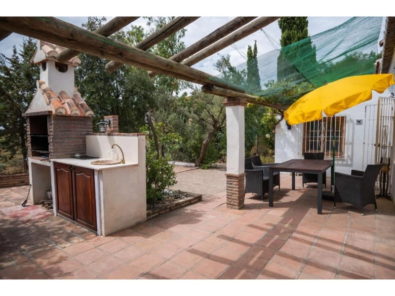 Foto del inmueble Finca en venta en Canillas de Albaida (Málaga)