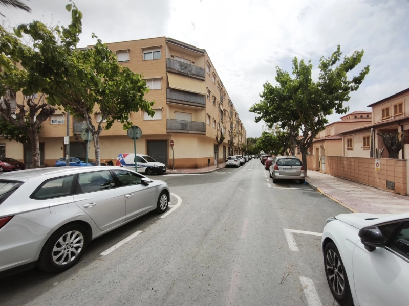 Foto del inmueble Local de 120m2 en MUTXAMEL, ALICANTE
