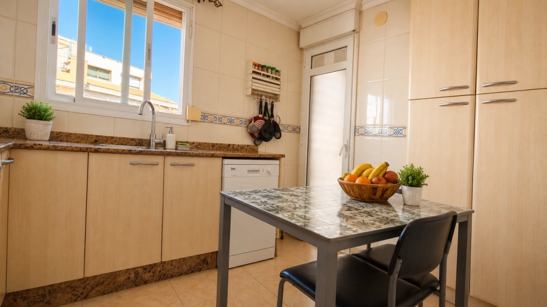 Foto del inmueble Piso de 127m2 en Avenida Blasco Ibáñez, Manises (Valencia)