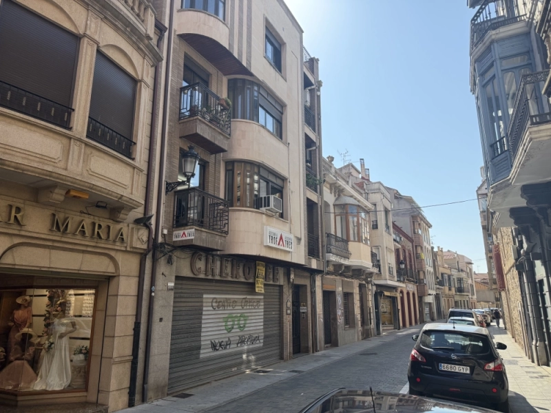 Foto del inmueble Piso de 168m2 en LA BAÑEZA, LEÓN