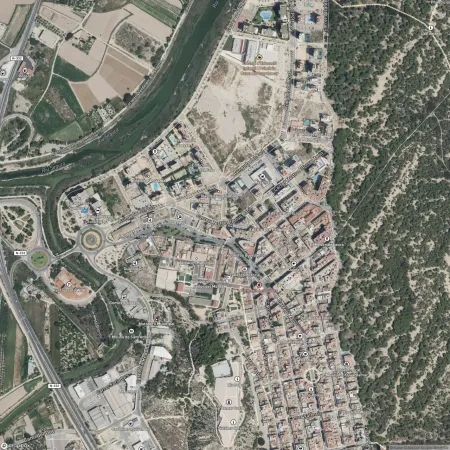 Foto del inmueble Garaje de 16m2 en GUARDAMAR DEL SEGURA, ALICANTE