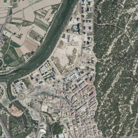 Foto del inmueble Garaje de 18m2 en GUARDAMAR DEL SEGURA, ALICANTE
