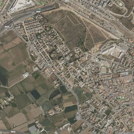 Foto del inmueble Garaje de 20m2 en HUETOR VEGA, GRANADA