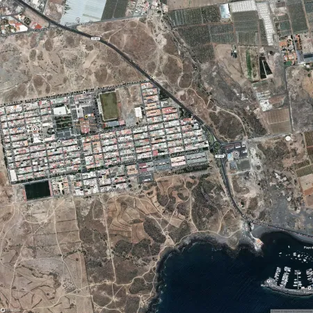 Foto del inmueble Local de 105m2 en ARONA, S.C. TENERIFE