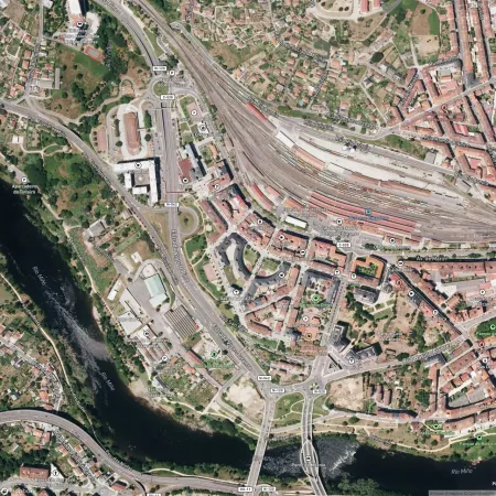 Foto del inmueble Local de 82m2 en OURENSE, OURENSE
